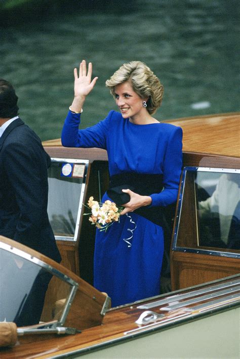 10 of Princess Diana's Timeless and Iconic Fashion Moments - V Magazine