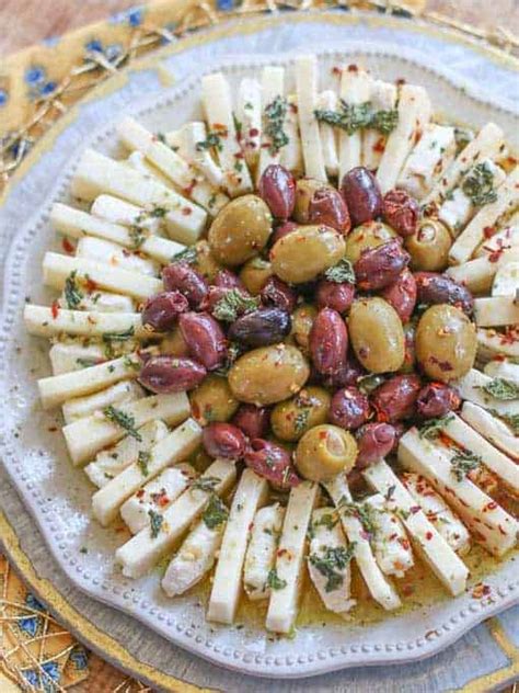 Easy Marinated Olives & Cheese Ring Appetizer