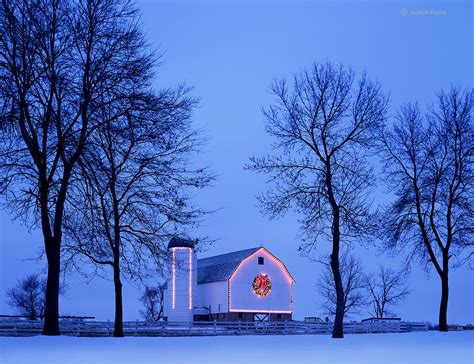 The Christmas Barn | Wisconsin | Joseph Kayne Photography