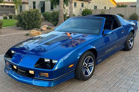 No Reserve: 29k-Mile 1986 Chevrolet Camaro Z/28 IROC-Z for sale on BaT Auctions - sold for ...