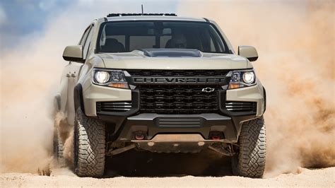 2021 Chevrolet Colorado ZR2 unveiled with updated design - Autoblog