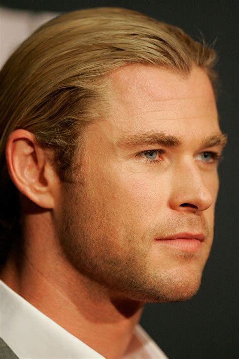 Pin by Chelsey Morgan on Art Inspiration | Chris hemsworth, Hemsworth, Blonde hair blue eyes