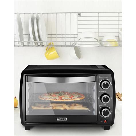 Best Mini Oven Reviews & Buying Guide (2021) - Chef Beast