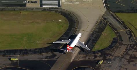 Qantas performed its first Boeing 747 farewell flight