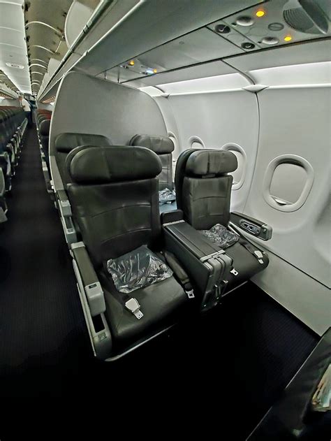 American Airlines A319 First Class Review