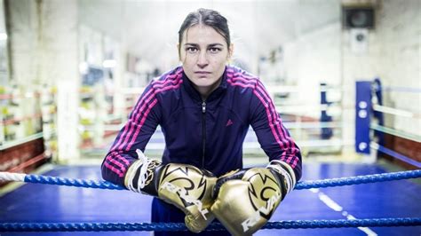 Top 10 Best Female Boxers of All Time