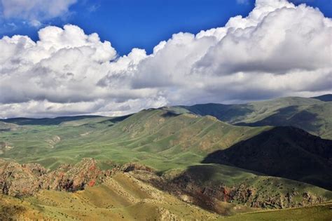 Premium Photo | The valley in caucasus mountains of armenia