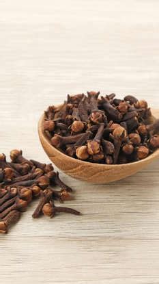 Laung benefits: Healthy reasons to eat 1 clove everyday