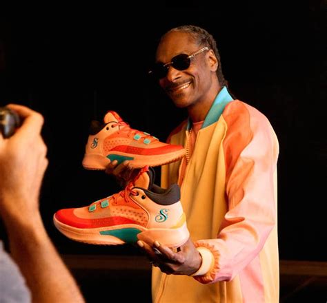 Snoop Dogg x Skechers Basketball Shoe Collaboration: Where to Buy | Complex