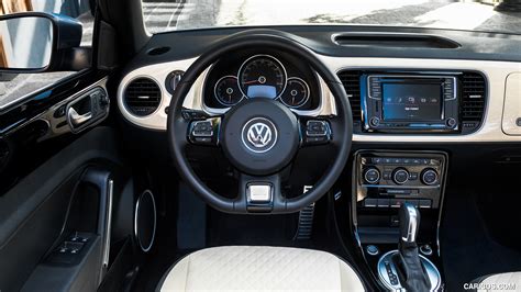 2019 Volkswagen Beetle Convertible Final Edition | Interior, Cockpit