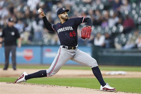 Twins look to clinch division, host Angels - Field Level Media ...