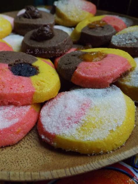 Polvorones~ Mexican-Style Cookies - La Piña en la Cocina