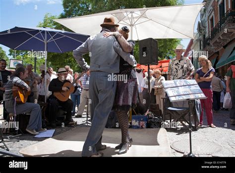 Tango show. Dorrego Square. San Telmo. Buenos Aires. Argentina Stock ...