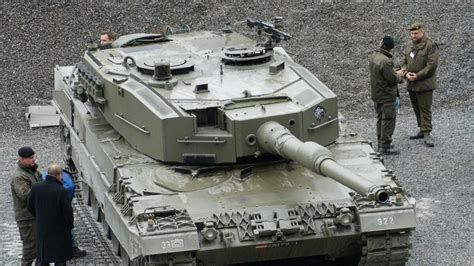 Germany Won't Allow Leopard 2A4 Tanks to Go to Ukraine - 19FortyFive