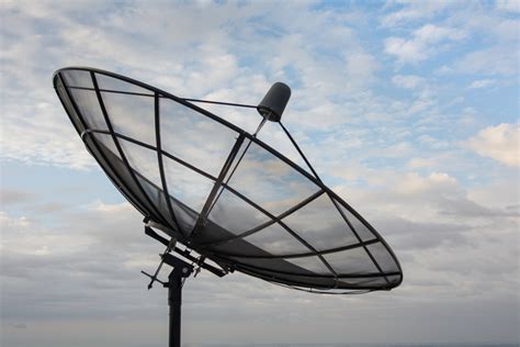 Who Remembers C-Band Satellite Dishes? - Signal Connect