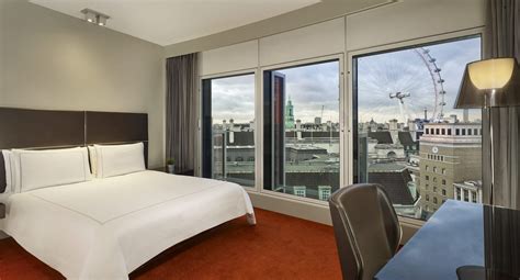 Park Plaza Westminster Bridge London One Bedroom Suite | Psoriasisguru.com