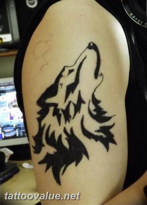 photo tattoo howling wolf 18.02.2019 №167 - wolf tattoo idea howling at ...