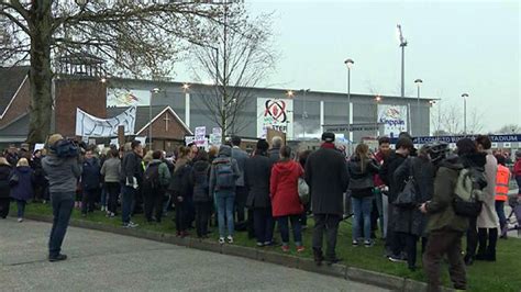 Protest held outside Ulster Rugby game | UTV | ITV News