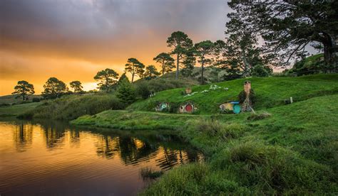 Hobbiton™ Movie Set (@HobbitonTours) / Twitter