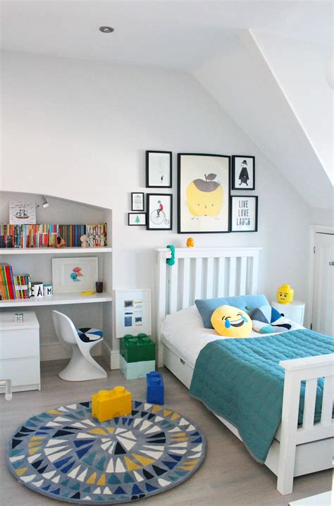 Boy's bedroom Ideas. Decorating with a rug from Little P. - Little Big Bell