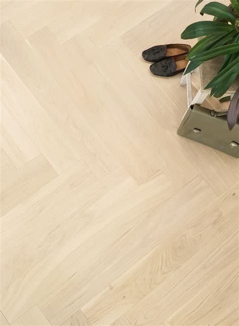 New Herringbone Wood Flooring Design | Esta Parket