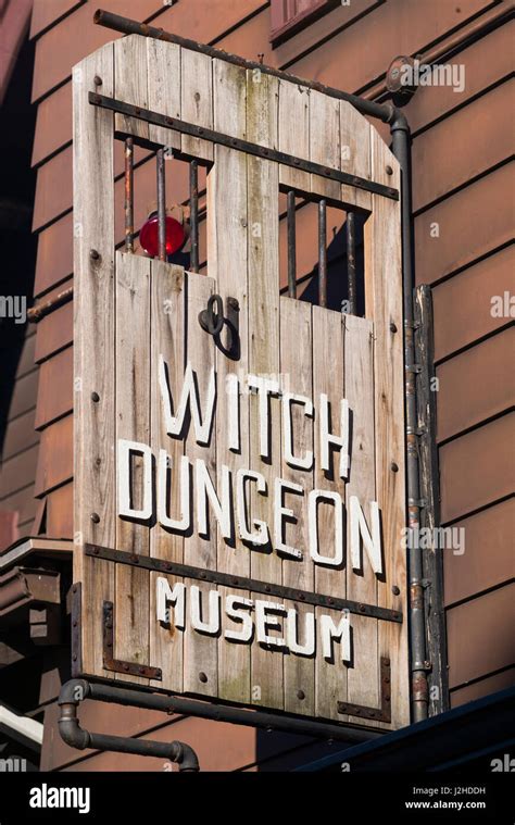 Witch dungeon museum salem hi-res stock photography and images - Alamy