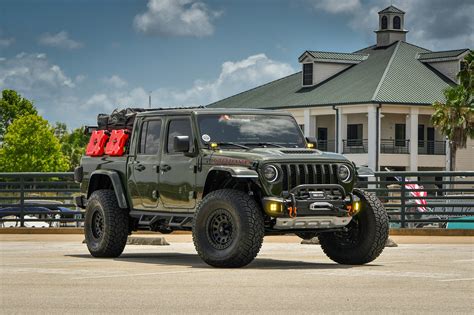 Gallery | Jeep Gladiator MOJAVE on HD OFF-ROAD Venture / Black – HPD Wheels