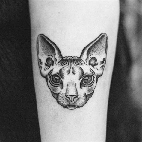 35 Unbelievable Cat Tattoos That Are Guaranteed To Leave You Thoroughly Impressed - TattooBlend