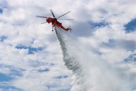 Helicopter Pilots Discuss Different Approaches to Aerial Firefighting ...