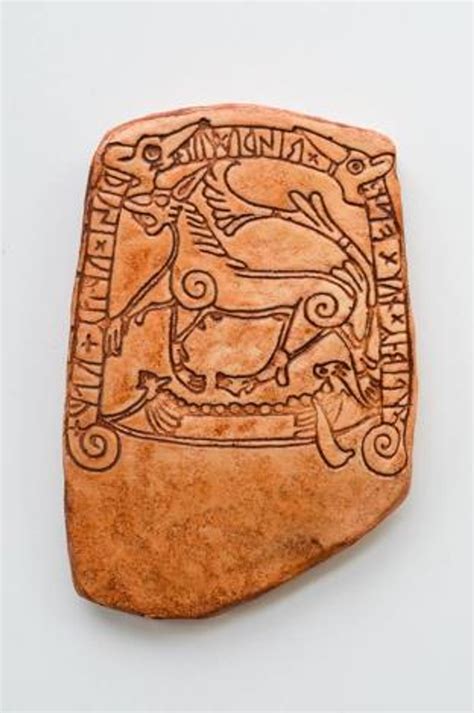 Ragnarok Runestone - Viking Shield