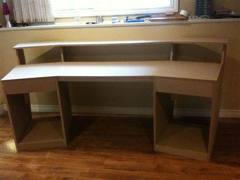 DIY Studio Desk | Studio desk, Built in desk, Diy studio desk