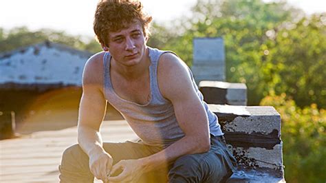 Jeremy Allen White Shameless Season 4