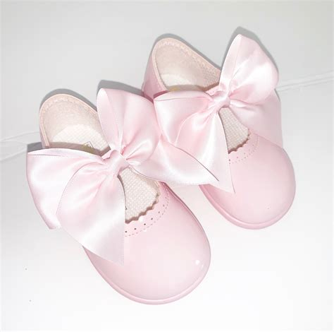 Girls Pink Bow Shoes with Rubber Sole | Bumpalumpa.com