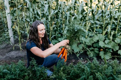 The BEST (and worst) Vegetables to Grow in Raised Beds