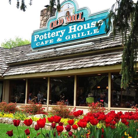 The 10 Best Restaurants in Pigeon Forge, TN | Pigeon forge restaurants ...