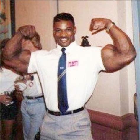 Ronnie Coleman Then and Now: Bodybuilding icon's inspiring journey through the years - MEAWW