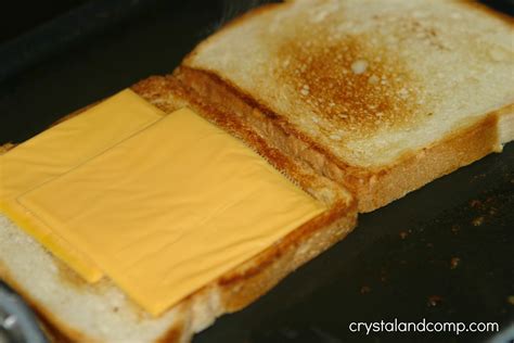 Best Grilled Cheese Sandwich Recipe