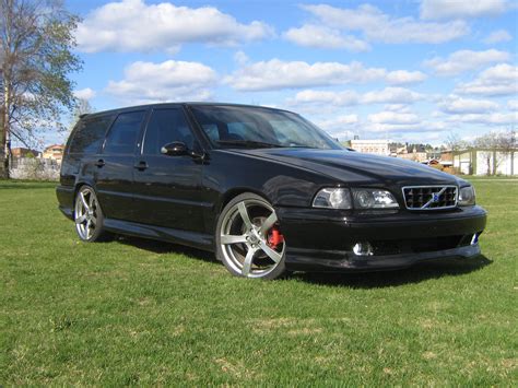 Volvo V70 Turbo - specs, photos, videos and more on TopWorldAuto