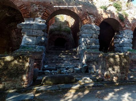 Amphitheater Pozzuoli (Italy), brief history and many photos