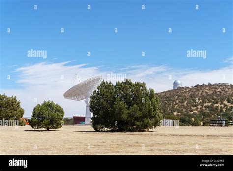 Radio Telescope at McDonald Observatory in daytime, Fort Davis Texas ...