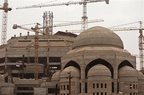 Saddam Hussein’s Unfinished Mosques | Amusing Planet