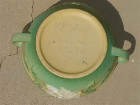 authentic Roseville Pottery mark see website for discussion of fake ...