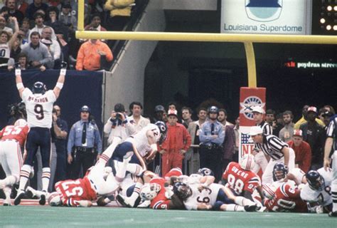 Rare Photos of the 1985 Bears in 2022 | 1985 chicago bears, Chicago ...