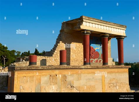 King Minos Palace, Minoan archaeological site of Knossos, Crete Stock ...