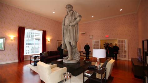 New York's Columbus Statue gets its own apartment - CNN