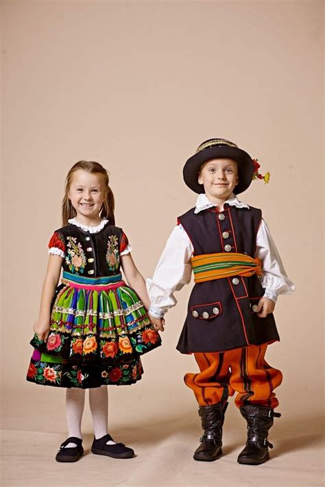 Polish Folk Costumes / Polskie stroje ludowe | Polish traditional ...