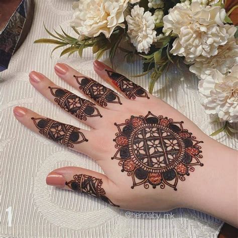 Stylish Back Hand Mehndi Design Simple And Easy Images 35+beautiful And Easy Eid Festival Mehndi ...