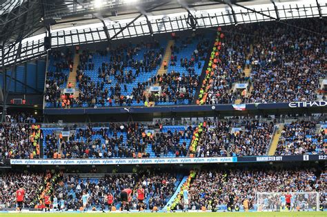 Manchester United fans on why they left the derby early or stayed until the end - The Athletic