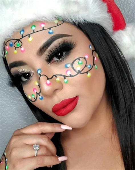 Maquillaje Navideño con focos Christmas makeup with lights. Christmas lights makeup Xmas Makeup ...