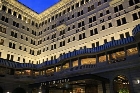 Peninsula Hotel in Tsim Sha Tsui, One of Five Stars Hotel in Hong Kong ...